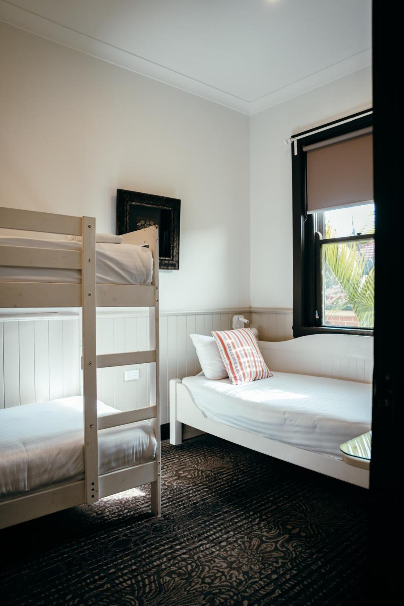 Hotel Cremorne Point Manor Sydney Esterno foto